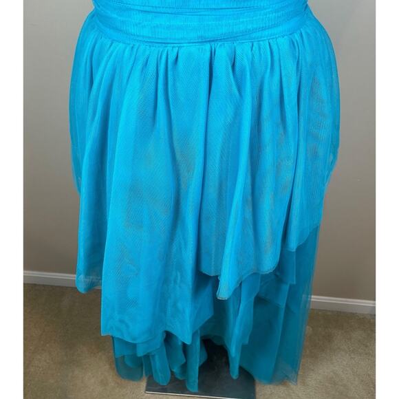Alice + Olivia Doja V Neck Tulle High Low Tiered Blue Maxi Gown Size 8 - Picture 7 of 16